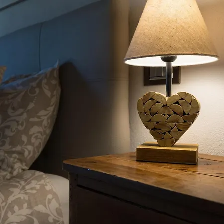 Vistalago Bed & Breakfast *